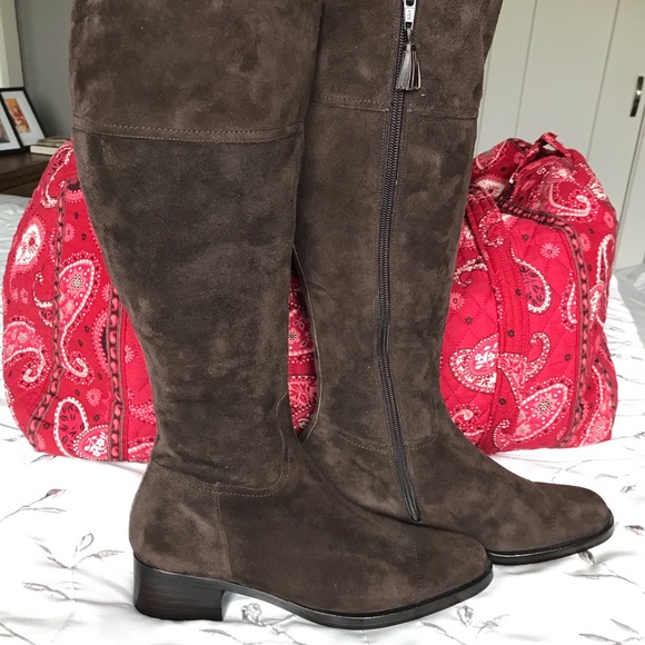 Lands' End Shoes - 🔅NWT🔅Suede Boots Sz6